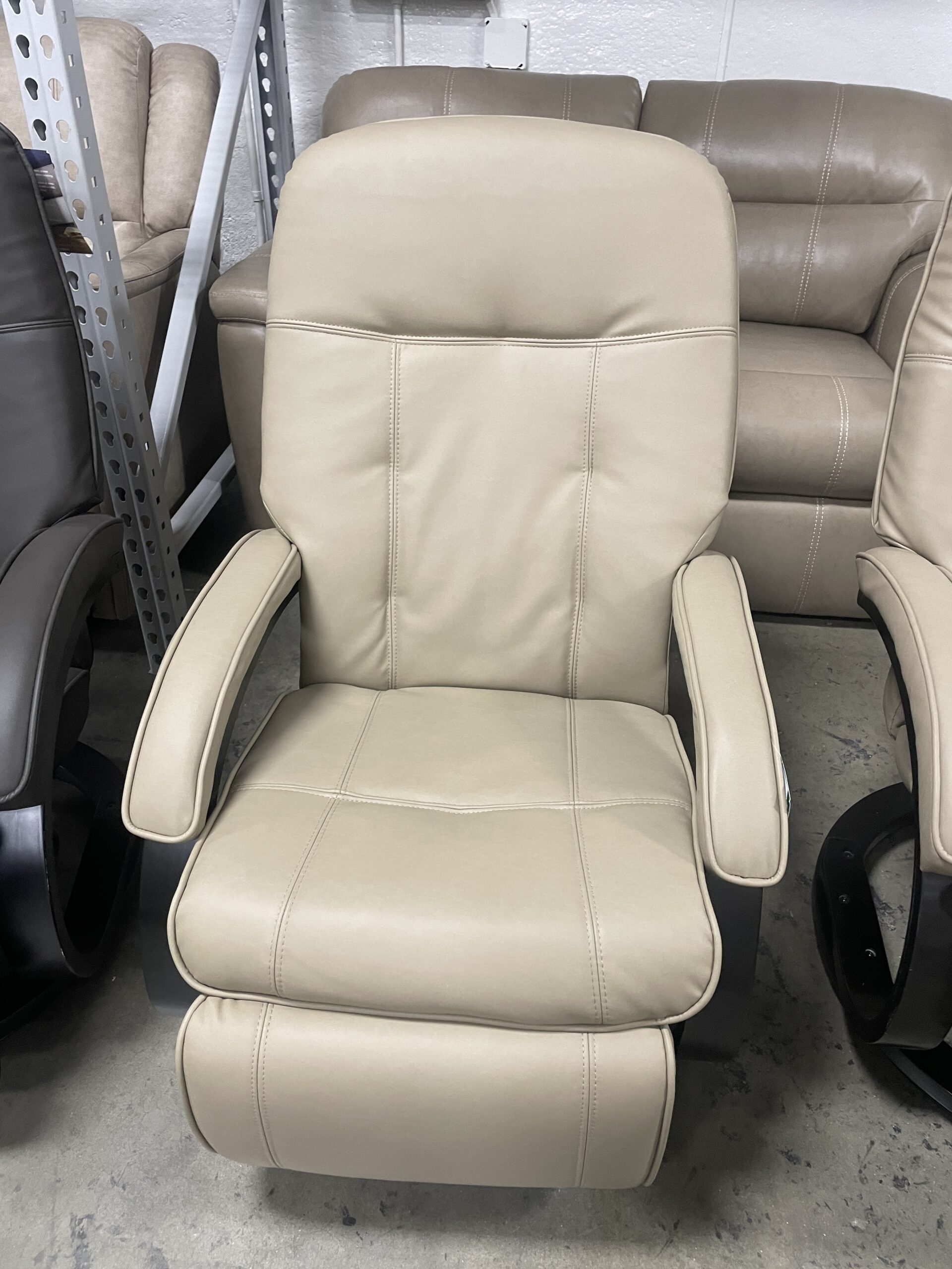 Used RV Chair - 32